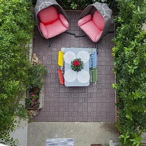 Harmony House Apartment